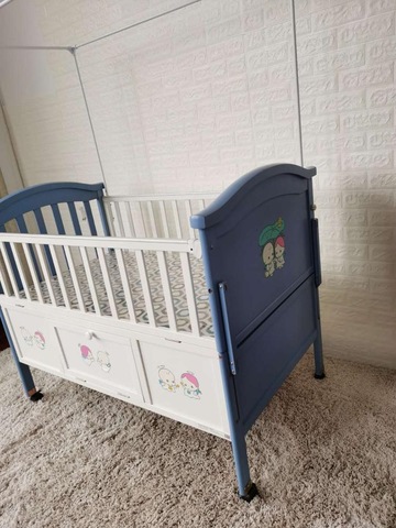 green baby furniture