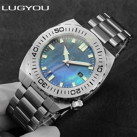 500m water resistant watch